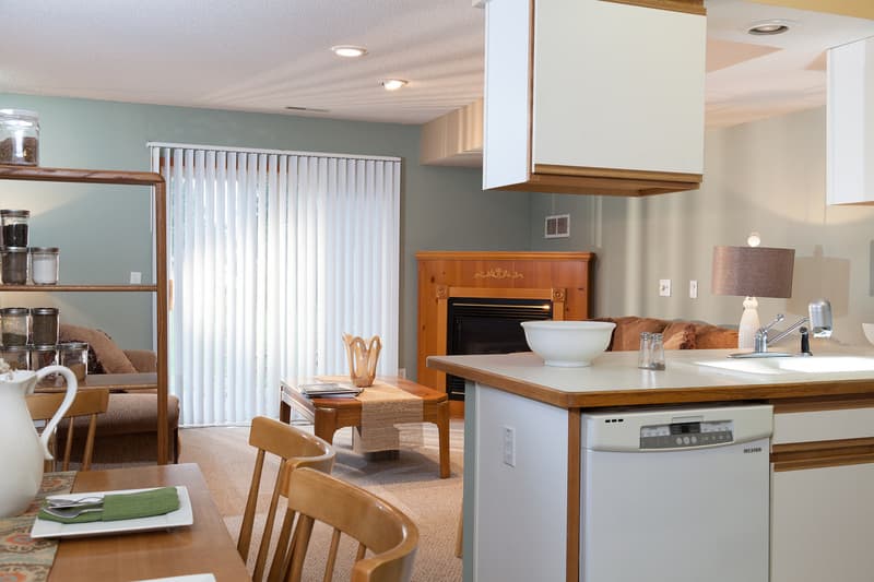 Hudson Townhome: 1212 Hanley Road