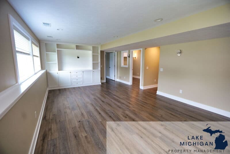 Byron Center House: 8965 Plantation Drive Southwest