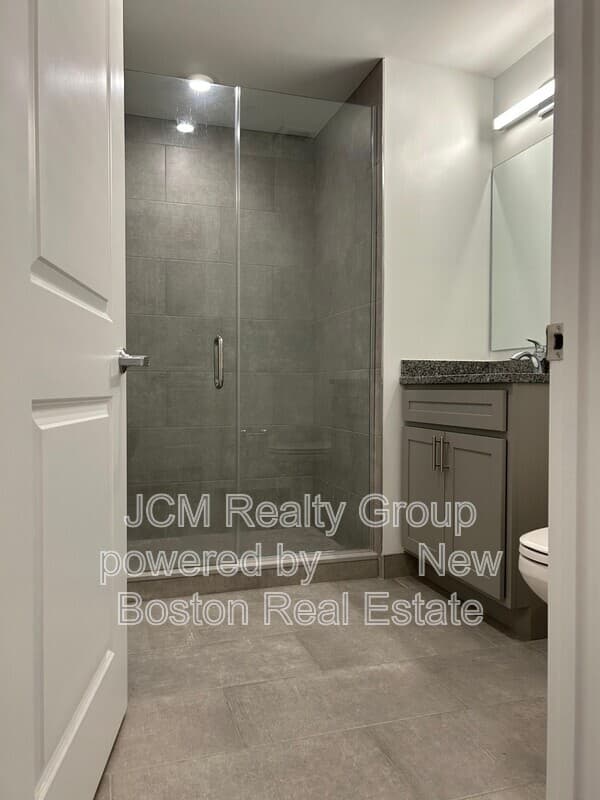 Lynn Condo: 585 Essex Street