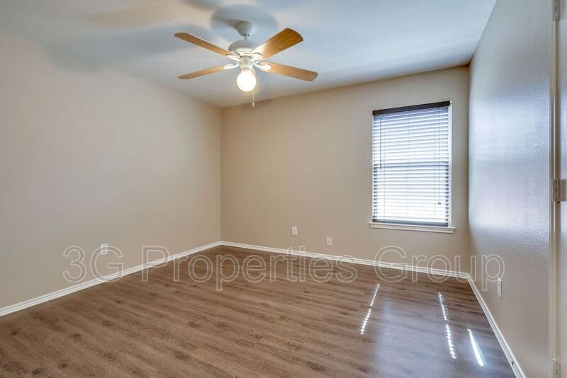 Justin House: 1901 Foxfield Wy
