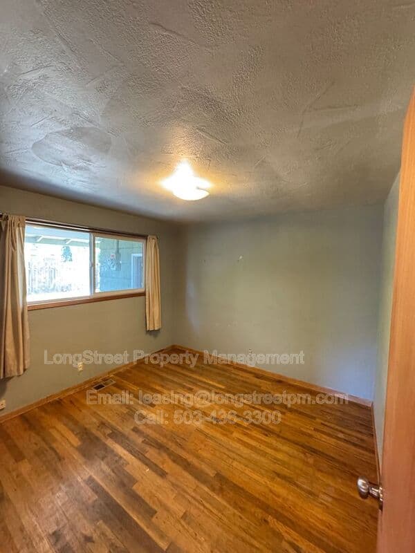 Corvallis House: 720 SW 53rd Street