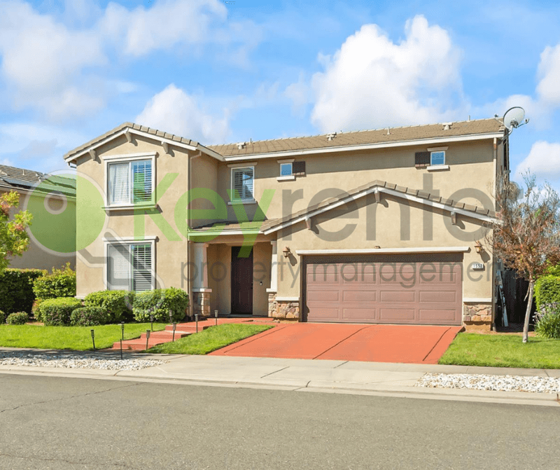 Lincoln House: 1552 Flora Way