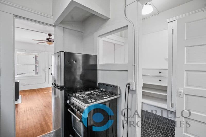 San Diego Apartment: 2241 Fourth Ave