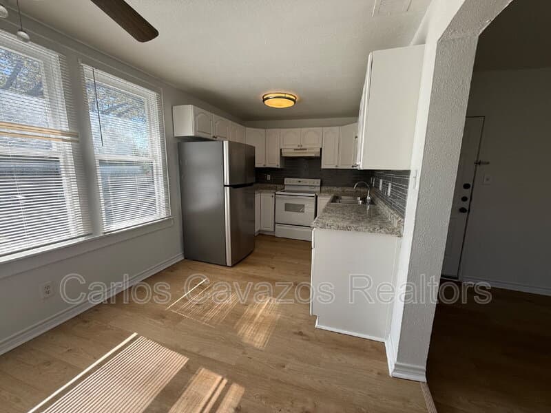 Dallas Condo: 5803 Tremont