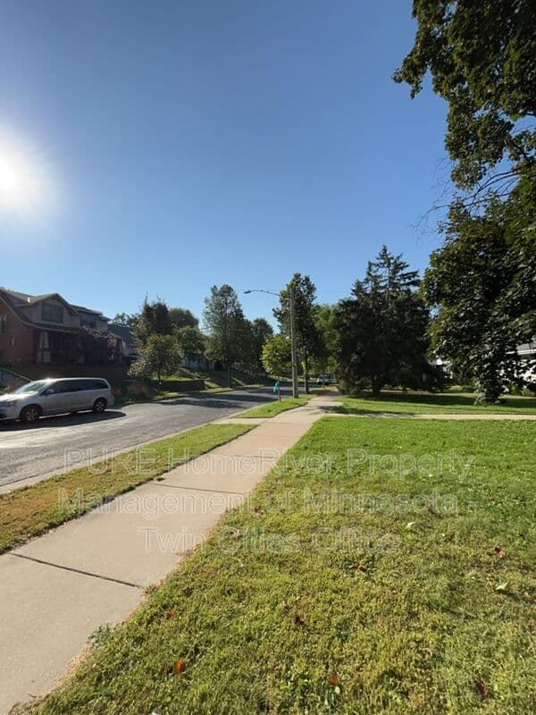 Minneapolis House: 5812 Emerson Ave S