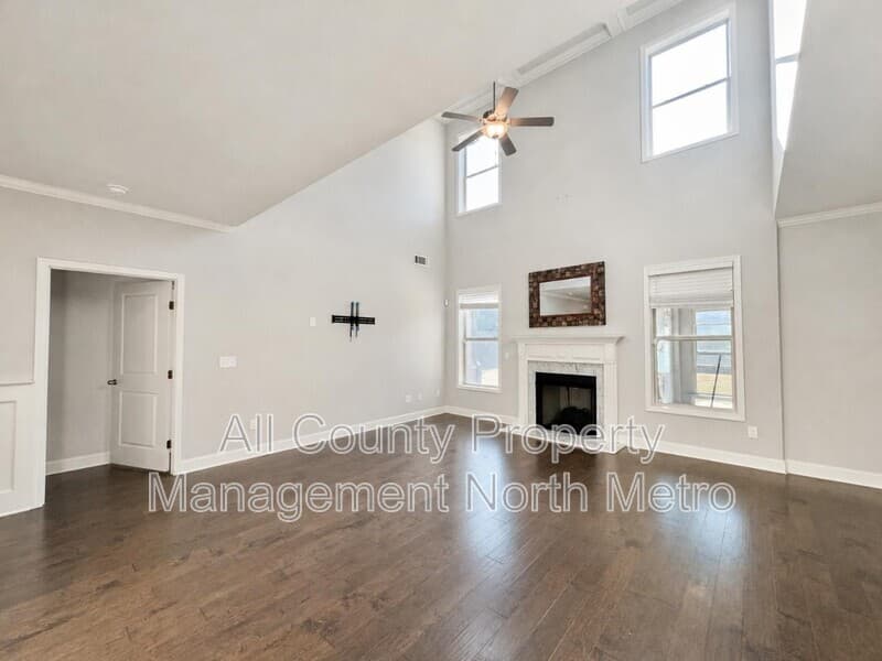 Snellville House: 3112 Avenel Court