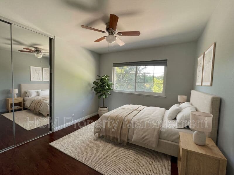 Irvine House: 3651 Claremont St