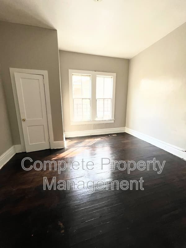 Birmingham House: 7330 1st Avenue South