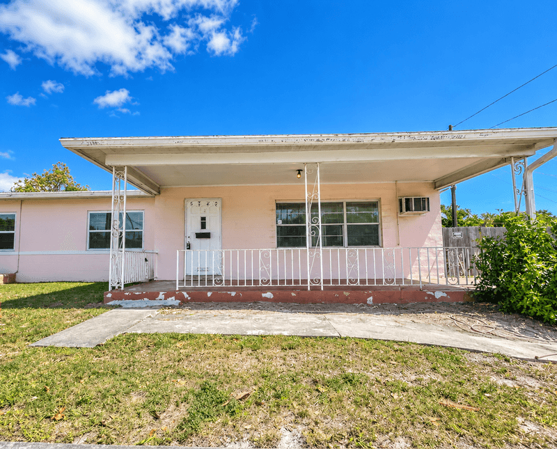 Saint Petersburg Condo: 5742 9th Avenue North - 1/2