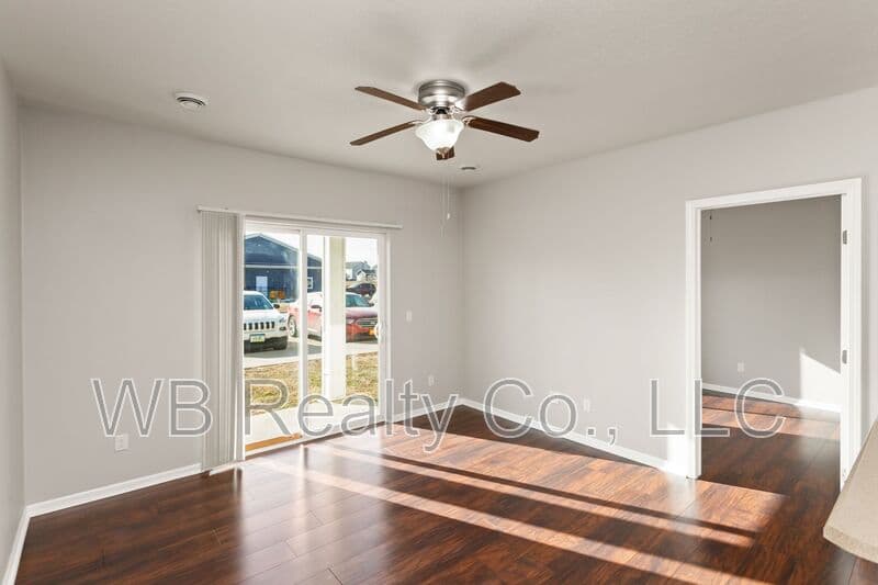 Grimes Condo: 1951 N James St