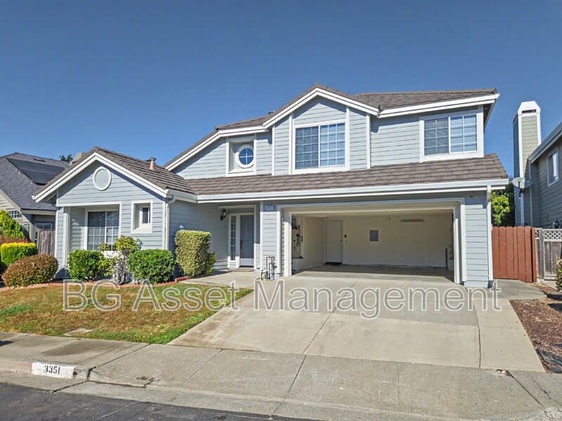 Richmond House: 3351 Parkgate Court