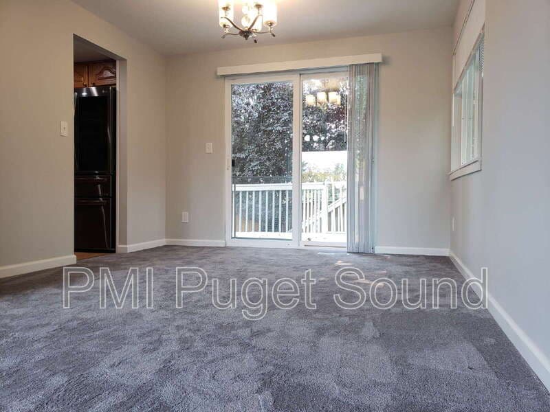 Federal Way House: 32728 35th Ave SW