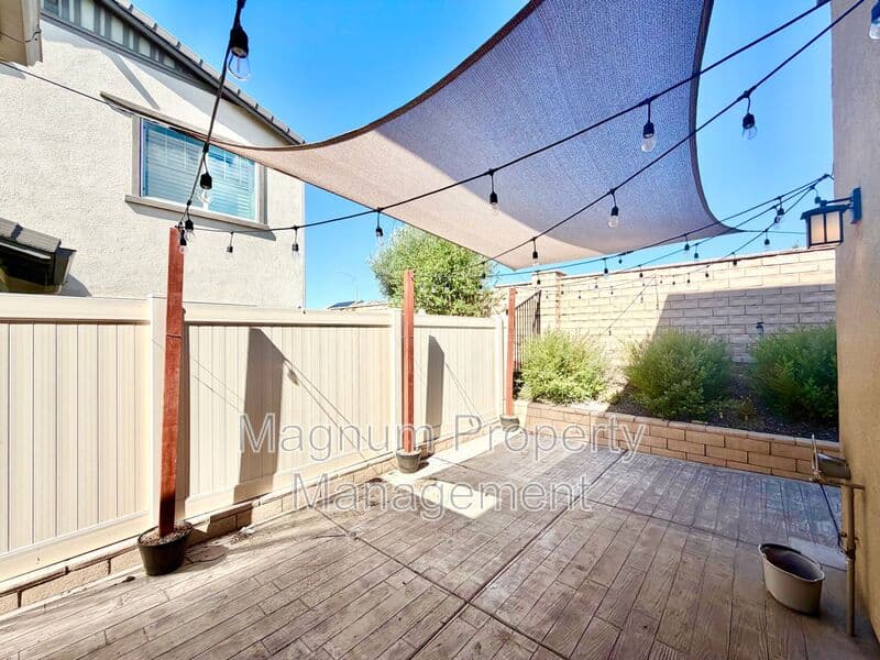Temecula House: 32730 Brunello Way