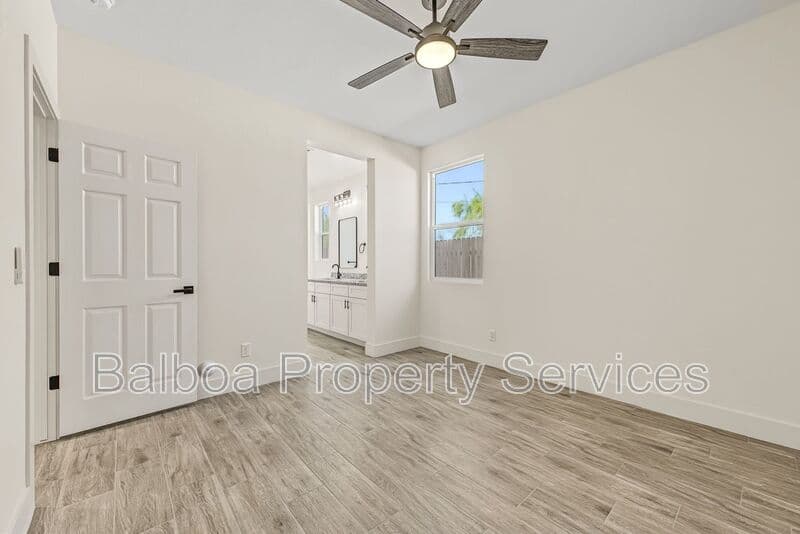 Buckeye Condo: 212 2nd Ave E