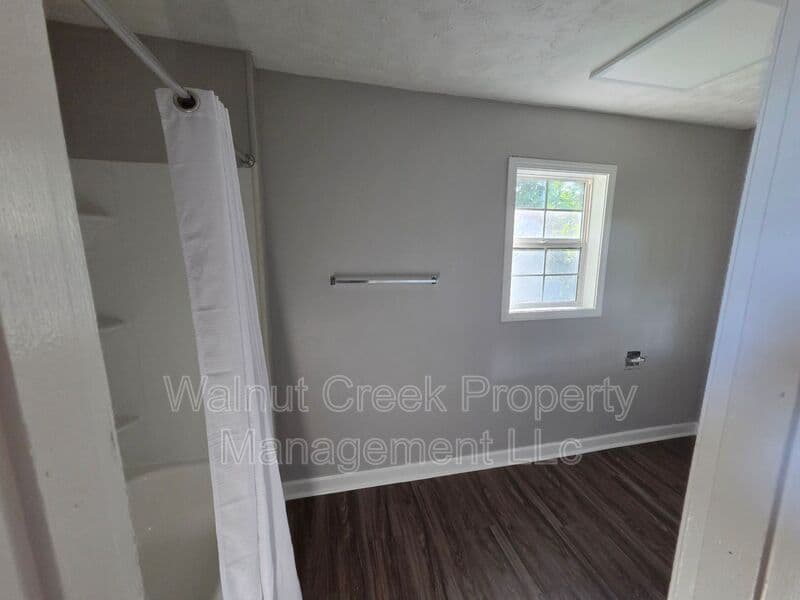 Elyria Condo: 41547 Elmwood St