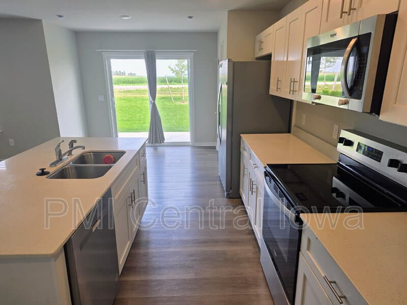 Ankeny Townhome: 1631 Northeast Crossing Oaks Lane