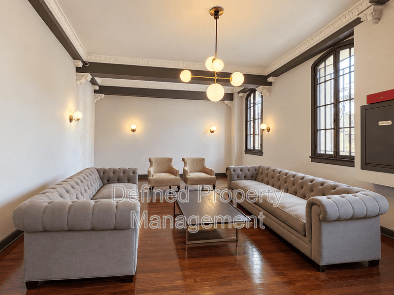 Los Angeles (Koreatown) Condo: 326 S. Normandie Ave.