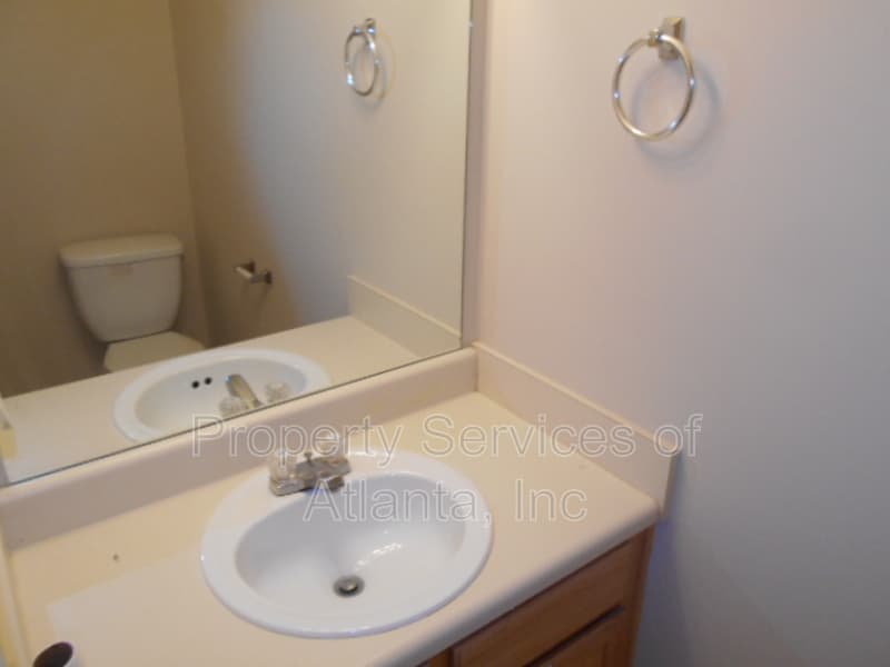Douglasville House: 7712 Autry Cir