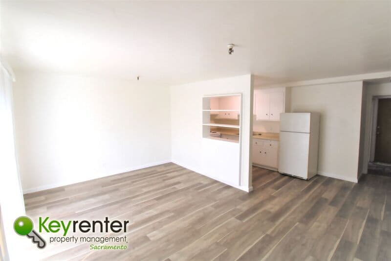 Sacramento House: 2320 P Street