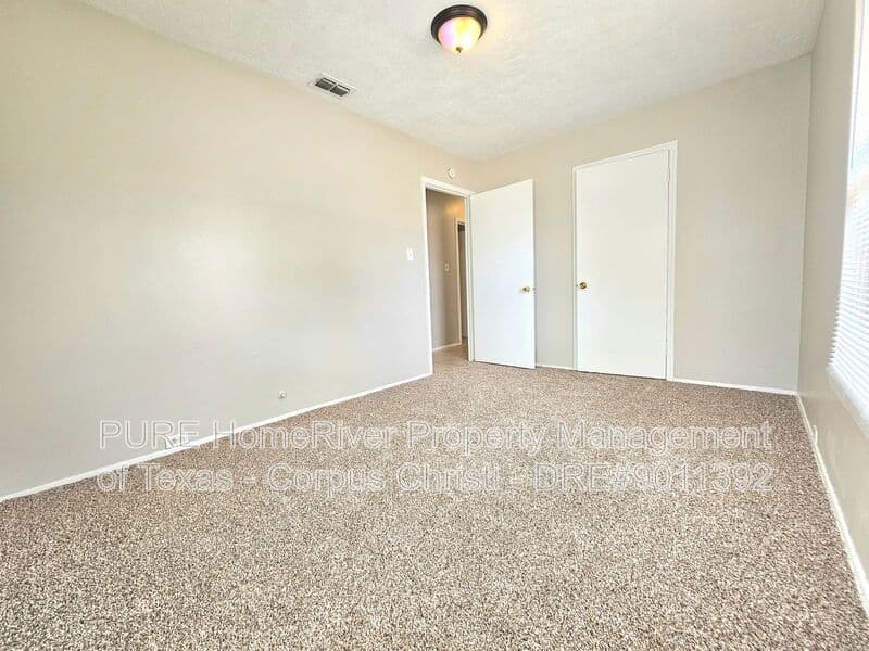 Corpus Christi, House: 4833 Mokry Drive