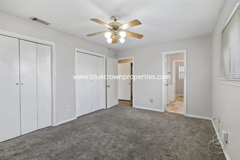 Plano Condo: 1806 Bristol Cv