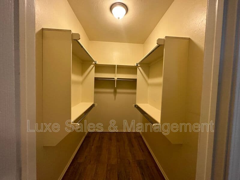 Oklahoma City House: 1735 West Palm Place