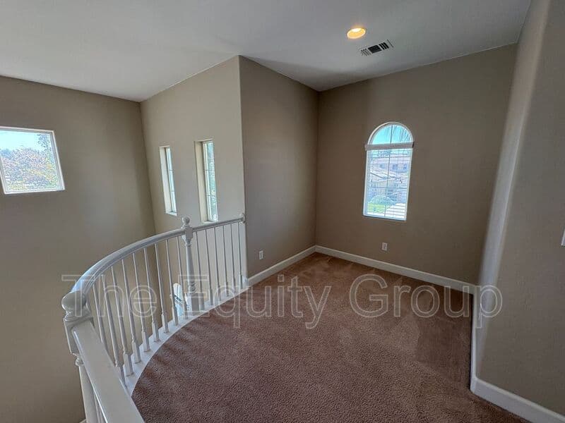 Visalia House: 3116 W Buena Vista