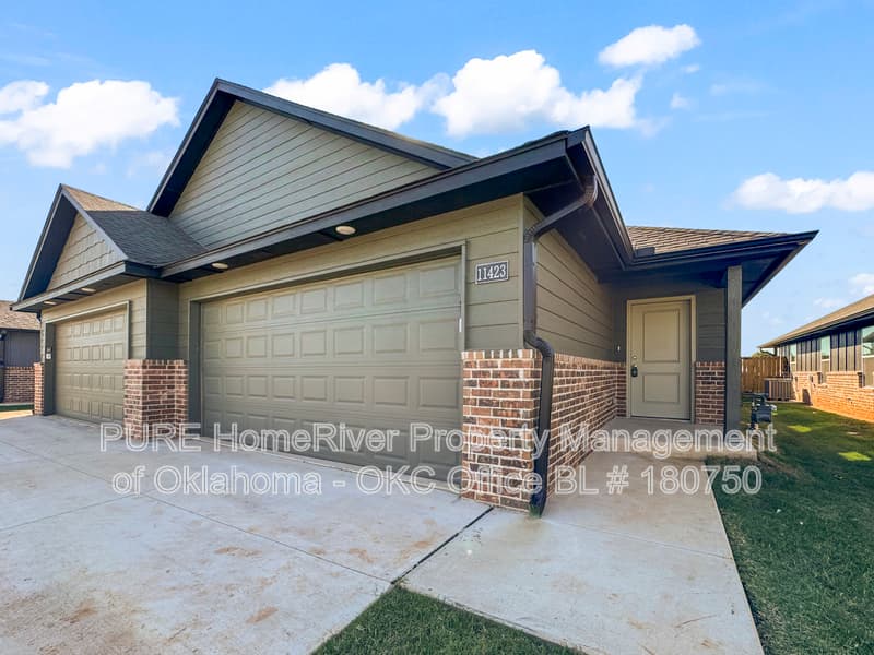 Oklahoma City Condo: 11423 University Dr
