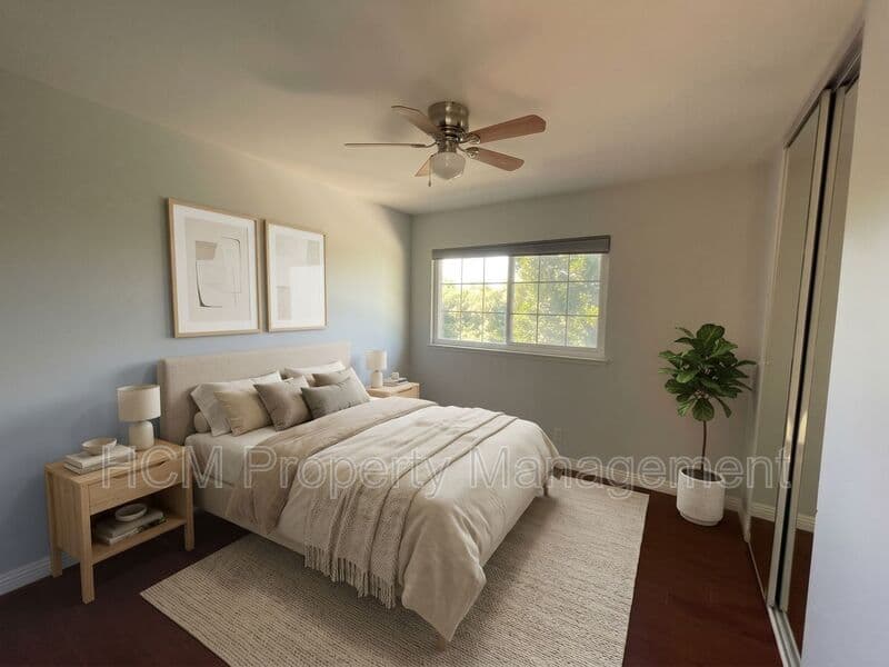 Irvine House: 3651 Claremont St