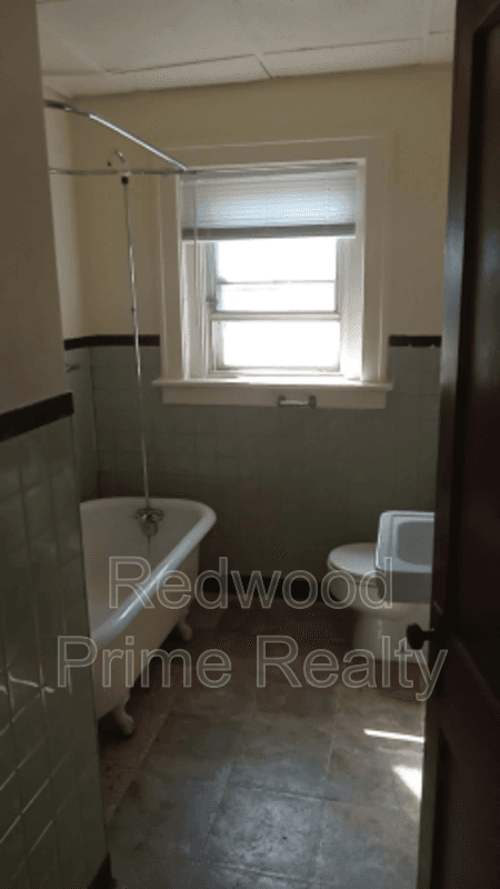 Altoona Condo: 117-119 South Lloyd Street
