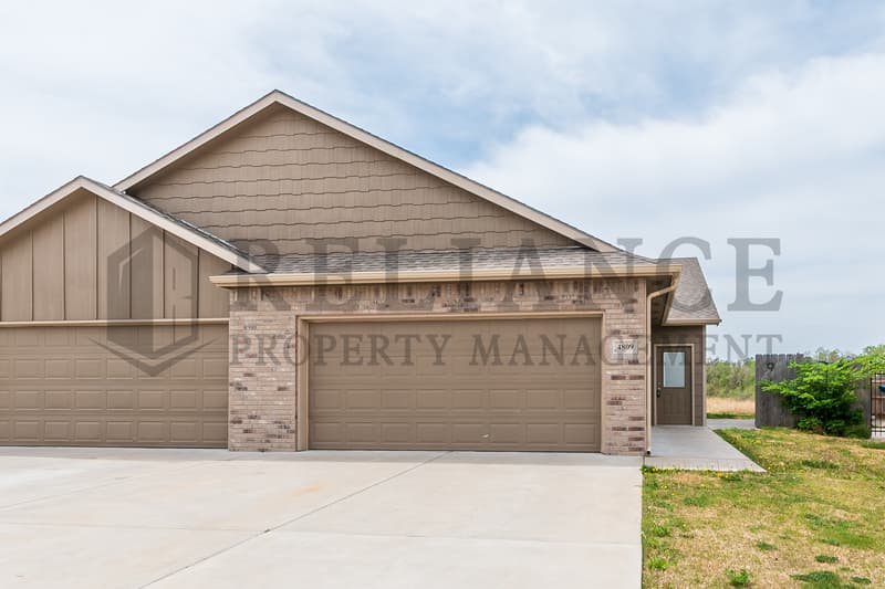 Wichita Condo: 4809 North Hillside Court