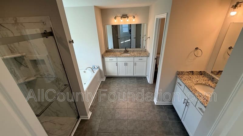 Summerville House: 2512 Hummingbird Lane