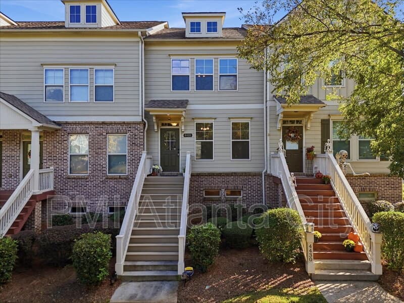 Suwanee Townhome: 4428 Grove Field Park NW