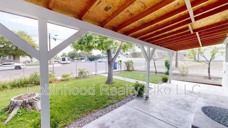 Elko House: 768 South 9th Street