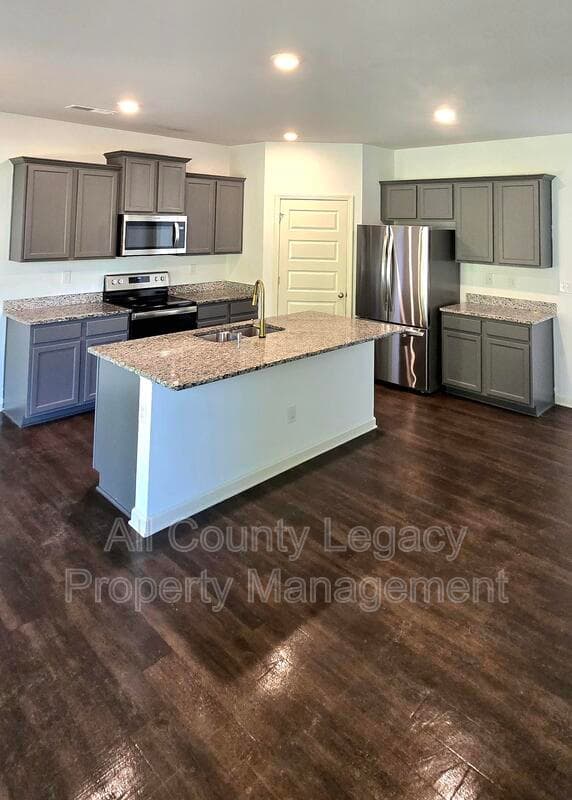 Covington House: 25 Lena Ct