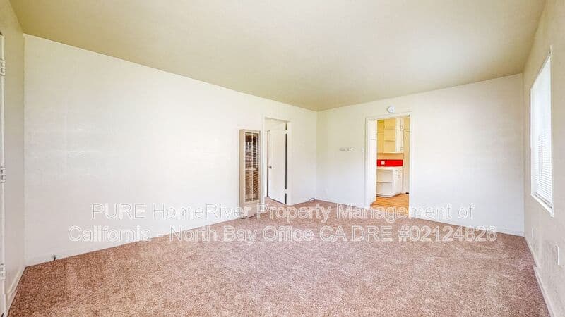Santa Rosa House: 4942 Sonoma Hwy