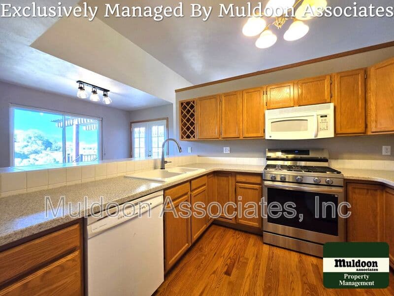 Colorado Springs House: 5552 Wells Fargo Dr