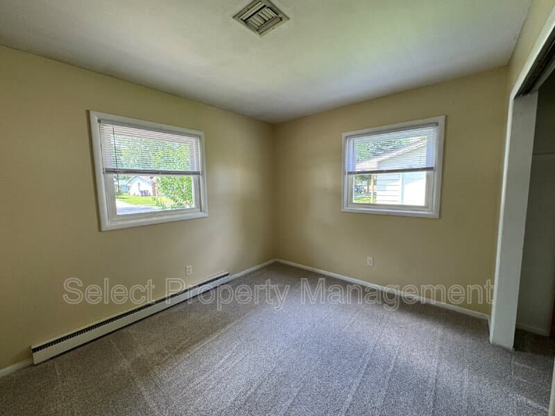 Fort Wayne House: 8239 Wyoming Pass