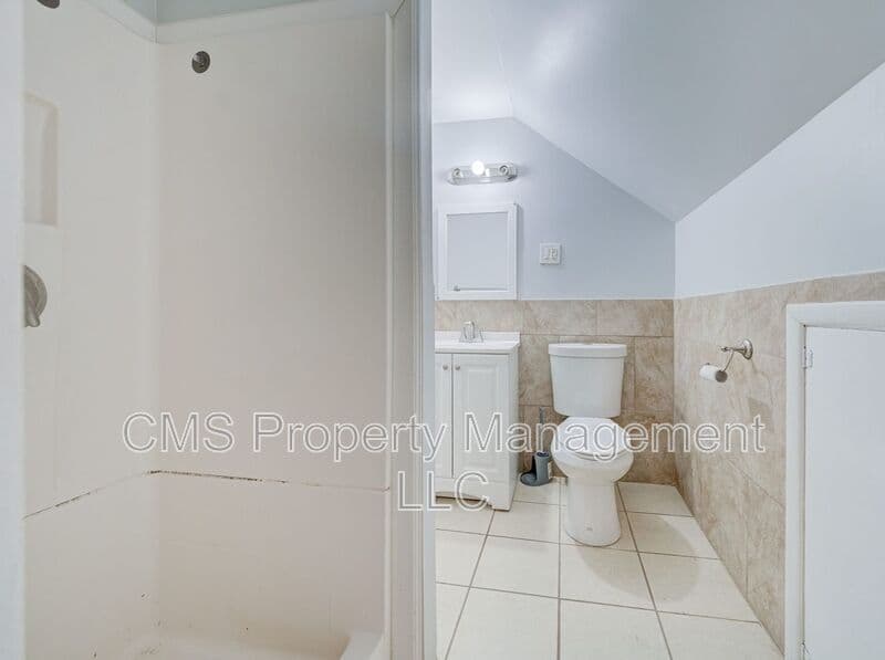 Bound Brook Condo: 407 Longwood Ave