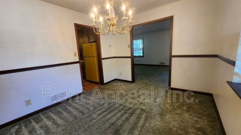 Lawrenceville House: 2023 Poplar Rdg