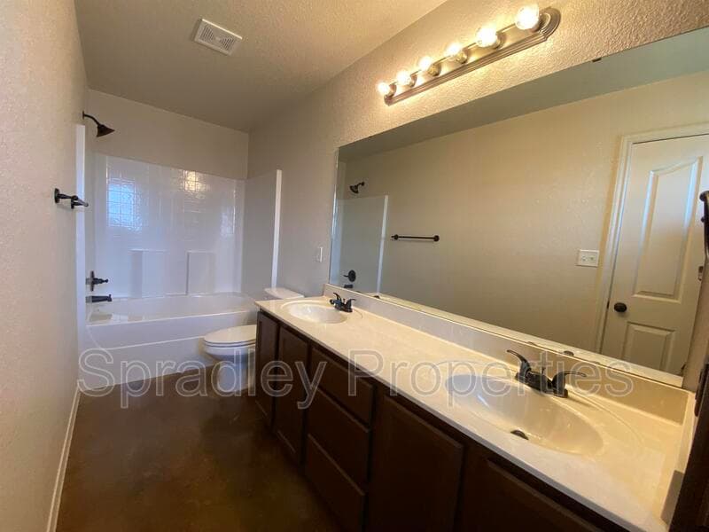 Killeen Condo: 5410B Developer Ct