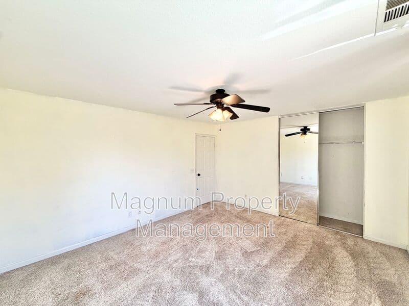 Menifee House: 33602 Magnetite St.