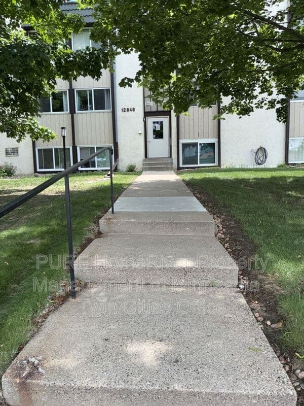 Burnsville Condo: 12848 Nicollet Ave