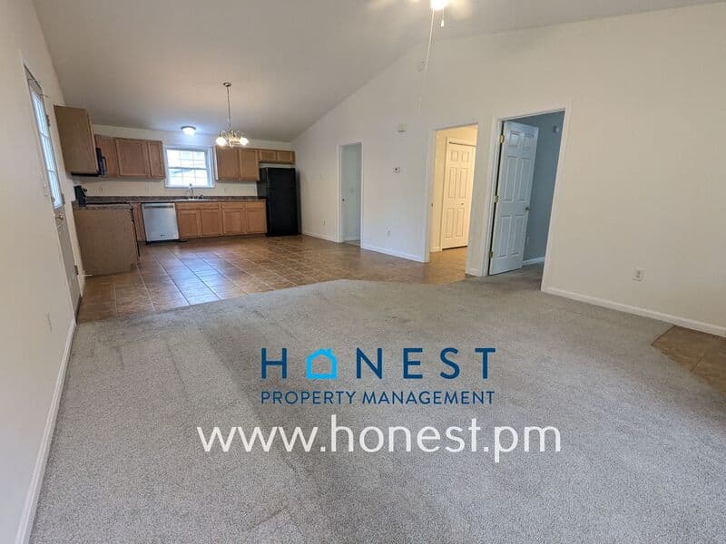 Augusta Condo: 5 Crooker Street