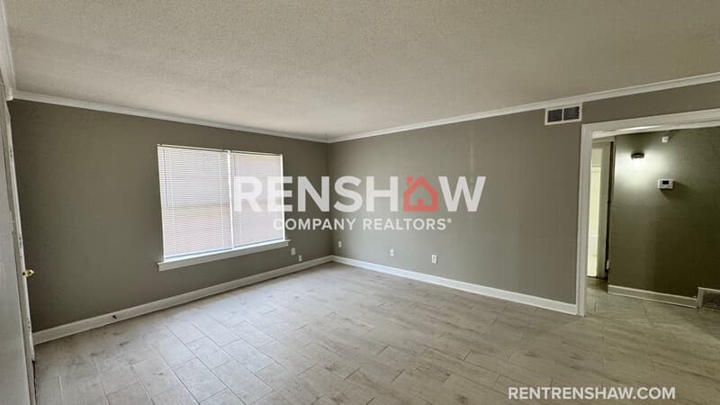 Memphis Townhome: 3216 S Mendenhall Rd