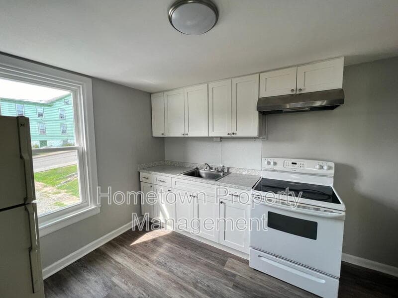 Waynesboro Condo: 338 west 2nd street