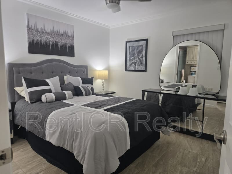 Largo Condo: 14255 Rosemary Lane