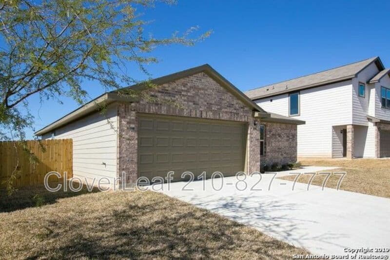 Converse House: 9627 Autumn Pl