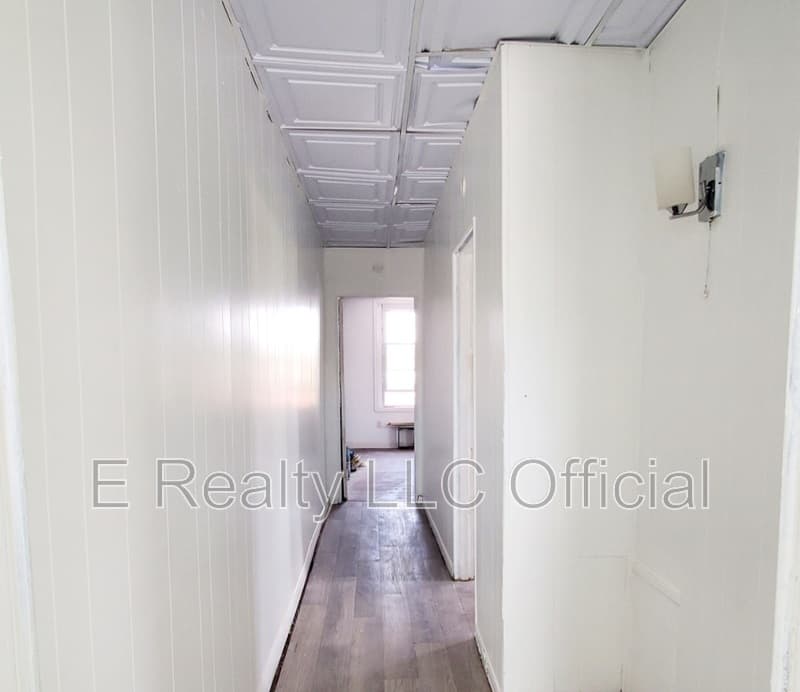 Philadelphia Condo: 5500 W Thompson St II