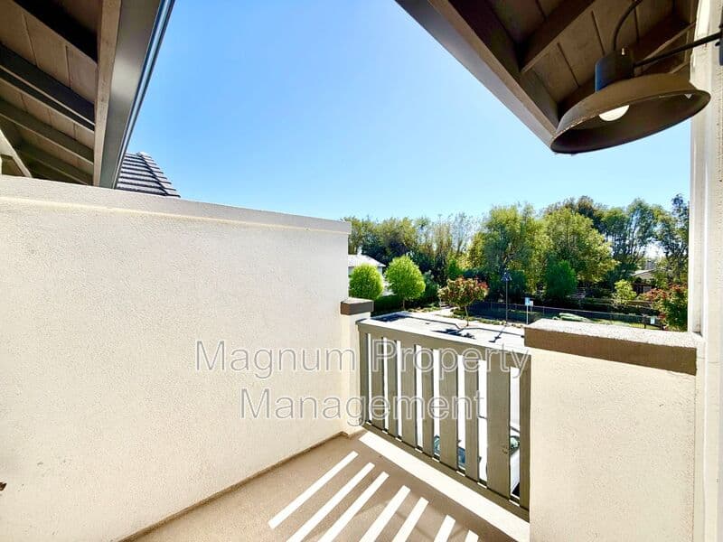 Murrieta House: 41974 Emelia St.